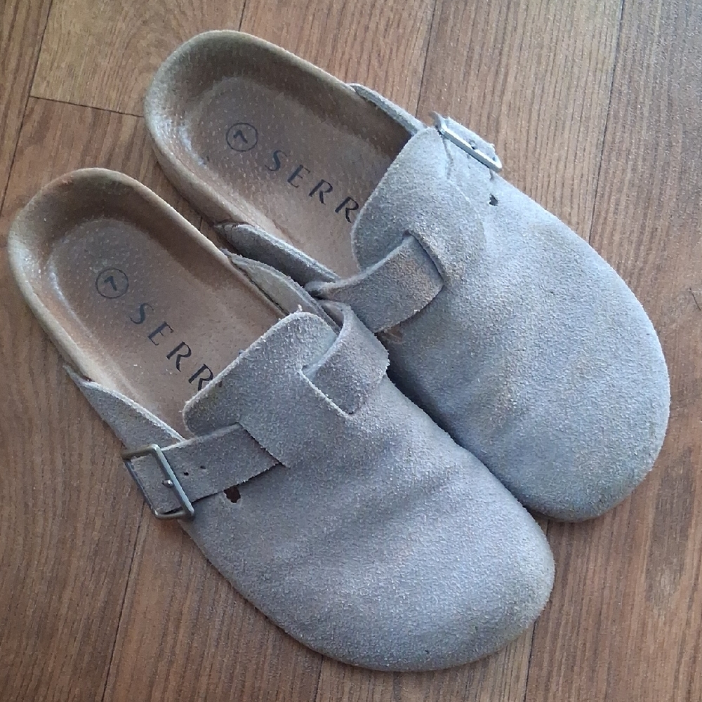 Serra Womens Tan Birkenstock Style Clogs